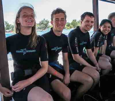 smiles-on-the-boat